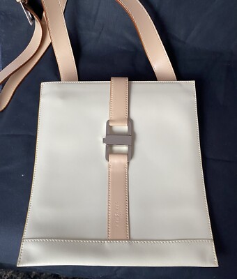 Frederic T - Paris - Slim Crossbody