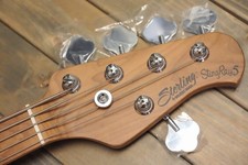 Sterling Music Man RAY35-M2 basso 5 corde vintage Sunburst usato