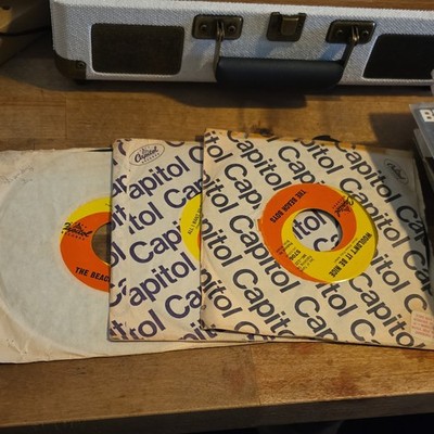 The Beach Boys 7'' Vinyl Single Wouldn't It Be Nice Capitol Records