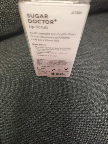 Joah Sugar Dr Lip Scrub With Shea Butter Peach Scent - Picture 2 of 2