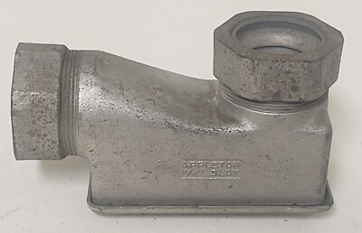   Crouse Appleton SLAY  1-1/4'' 90° Service Entrance Elbow W/ Cover Conduit