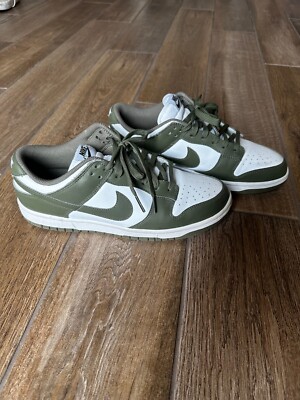 Nike Dunk Low Medium Olive - Size 8.5M / 10W