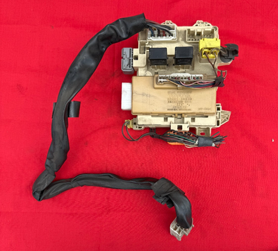 カーナビ Toyota Genuine 114001-0770R131 (OP) OEM 1998-2002 TOYOTA COROLLA Cabin Instrument Panel Junction Block
