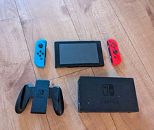 Nintendo Switch Console w/controller and dock