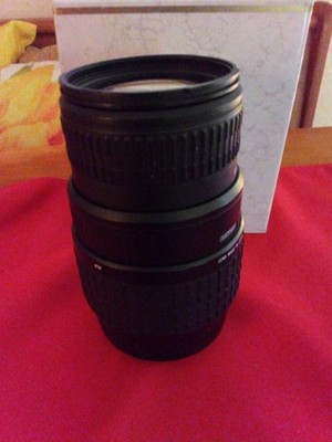 Sigma DG 70-300mm f/4.0-5.6 APO DL Macro Super Telephoto Lens