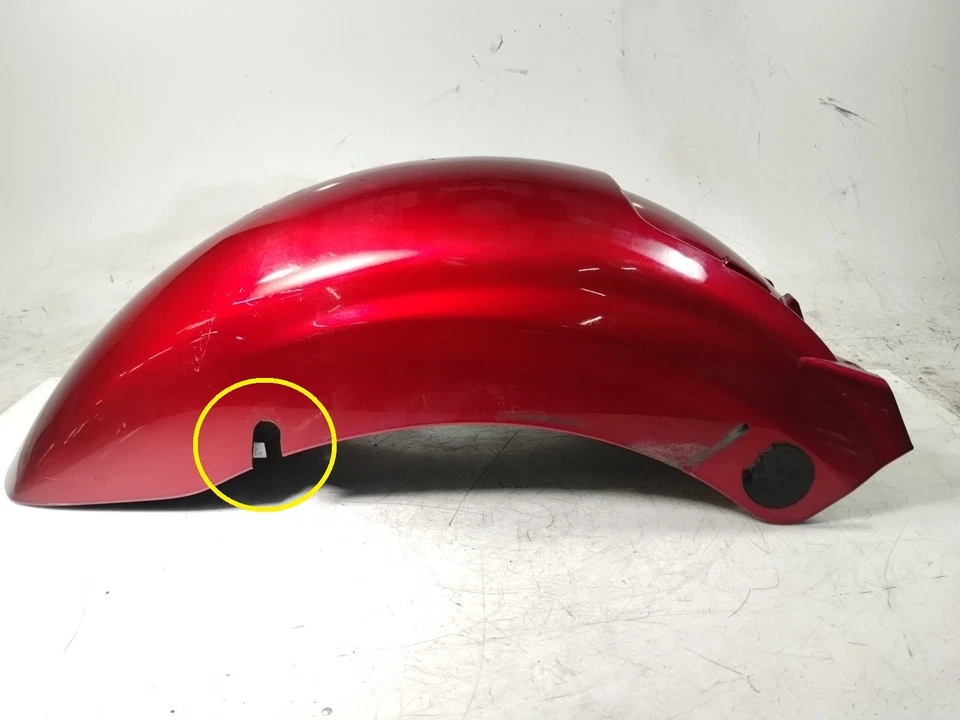 Guardabarros trasero rojo Honda Sabre VT1300 CS 2010 Foto 2 de 4