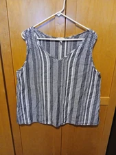 Time And Tru Tank Top Womens XL Gray White Stripe Sleeveless Smocked Casual Top