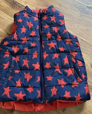 Boys Age 2 to 3 Years Reversible Body Warmer Gilet Navy Blue &red from tu vgc - Image 1 of 4