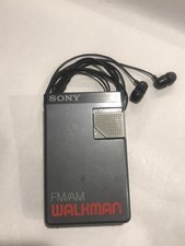Vintage 1980's Sony SRF-19W Walkman Portable AM FM Radio Works w belt Clip Buds