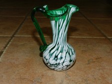 MID CENTURY MODERN HAND BLOUN GREEN GLASS WHITE STRETCHED SPLTTER 5" PITCHER
