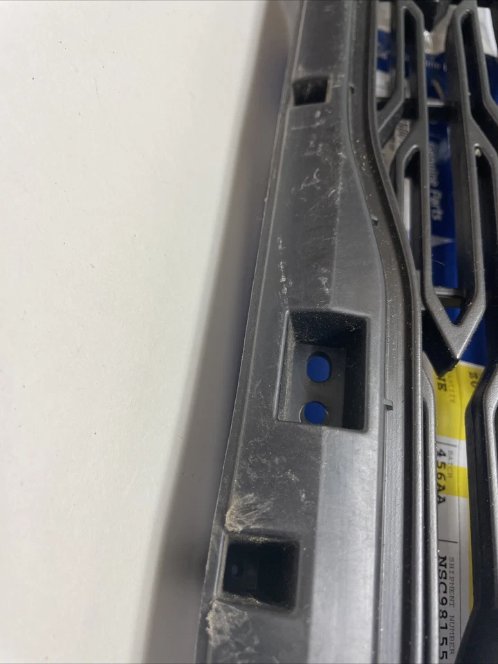 Rejilla del radiador delantero OEM 2009-2012 Kia Sedona genuina 86350-4D800 Foto 2 de 4