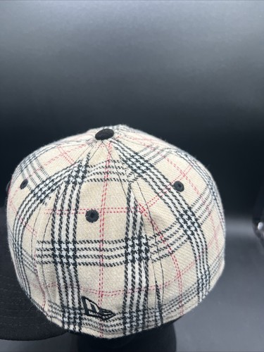 New Era 59Fifty New York Yankees Plaid Fitted Cap 7 1/4 Cream/Black New - Picture 2 of 7
