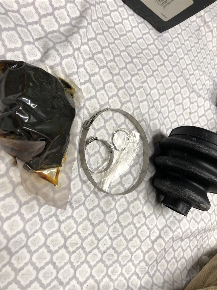 Chrysler Domestic Models 85-1160 velocidad constante (cv) eje de transmisión junta/bota N1 Foto 3 de 4