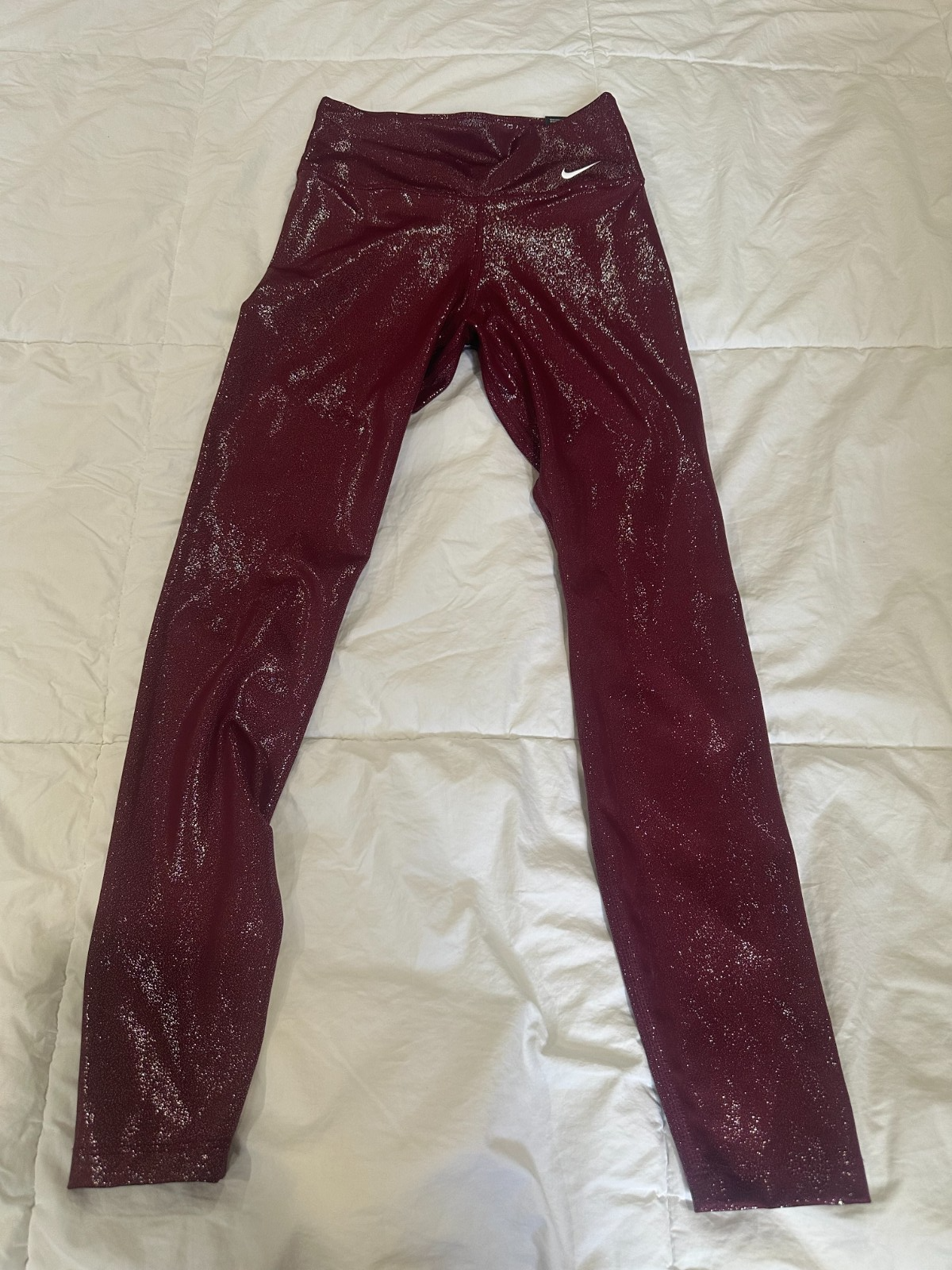 Nike One Tight Fit 7/8 Dri-Fit Mid Glitter Maroon Leggings XS