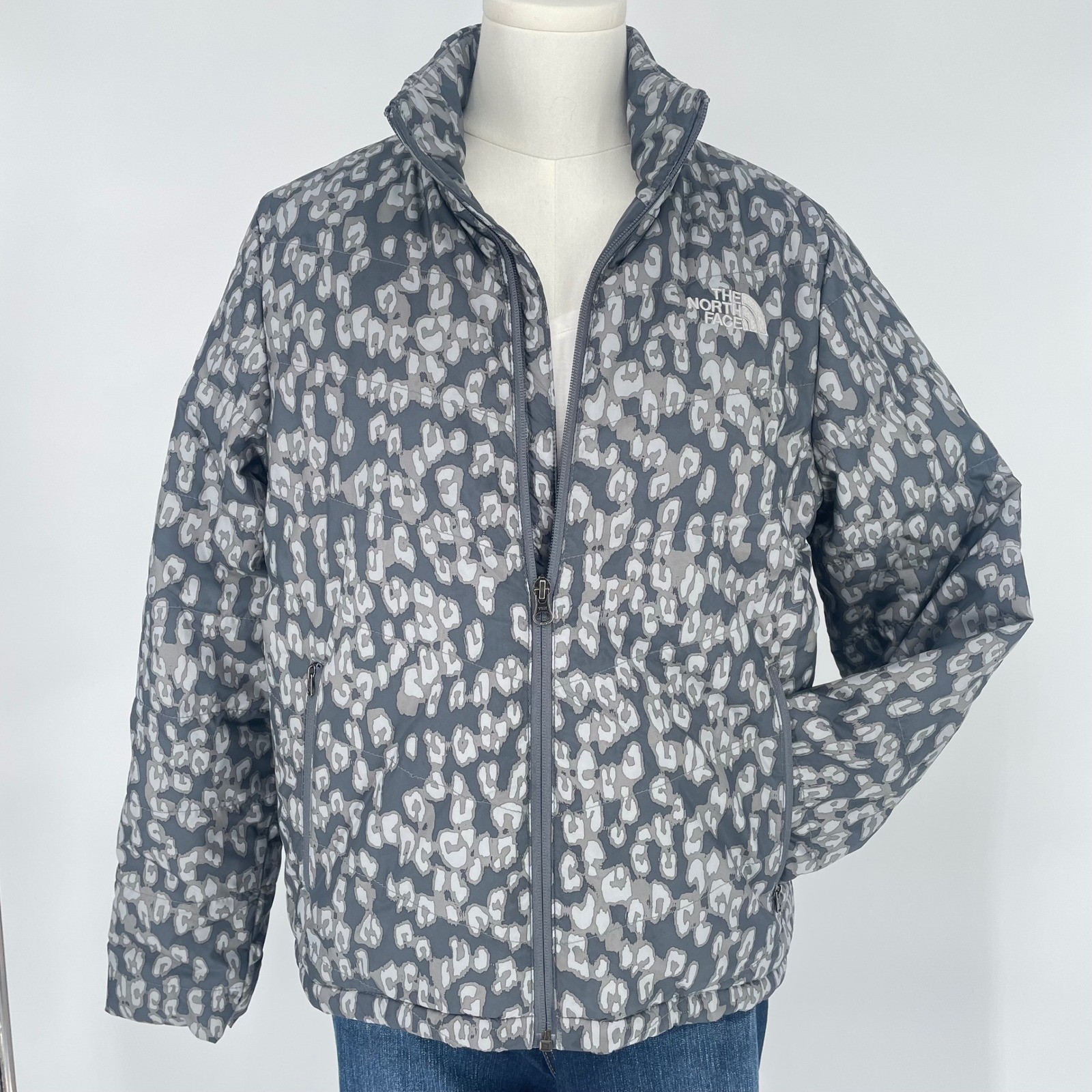 Chaqueta acolchada The North Face Tamburello con estampado de leopardo gris cremallera completa para mujer mediana