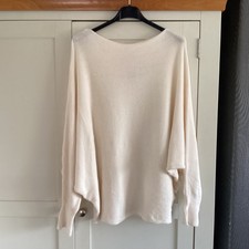 ITALIAN CREAM SLOUCHY BATWING FINE KNIT JUMPER. 14-16.