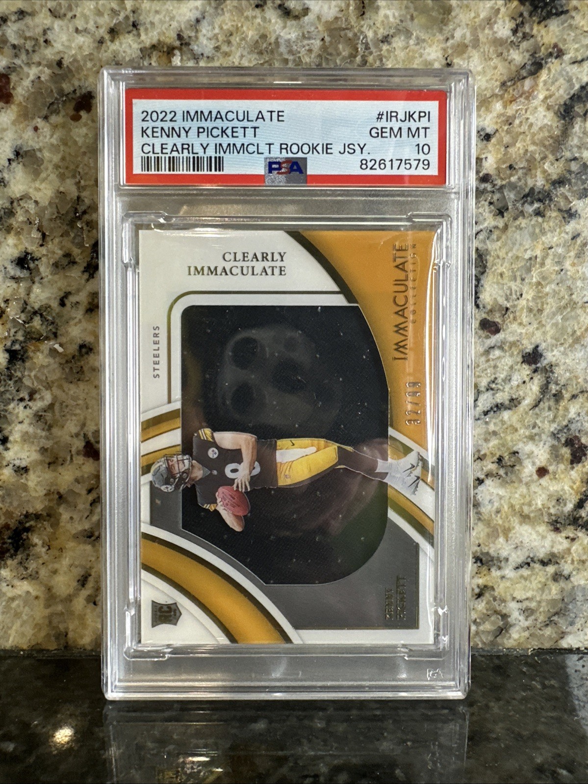 Kenny Pickett Panini Immaculate Collection Clearly Immaculate Rookie Jerseys #IRJKPI Base