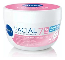 Nivea Cuidado Aclarado 7 En 1 Ultra Ligera Tono Natural 200ml