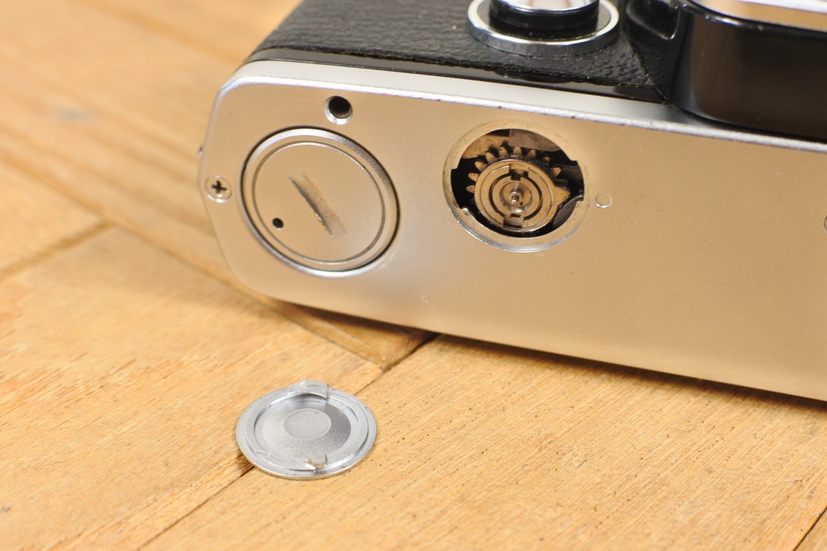 フィルムカメラ OLYMPUS OM-2N G.ZUIKO AUTO-W 28mm F3.5 Olympus OM-2 Film Camera + G Zuiko AUTO-W 28mm F3.5 Lens from