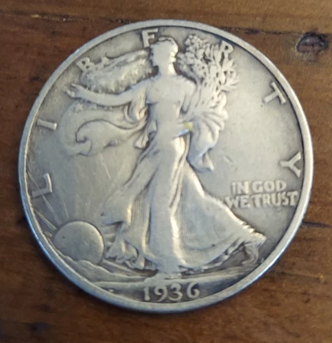 1936 (P) Walking Liberty Half Dollar 90% Silver Very Fine VF.