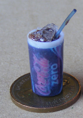 1:12 Maßstab Coke Zero Getränk Mit Eis & A Stroh Tumdee Puppenhaus Coca Cola