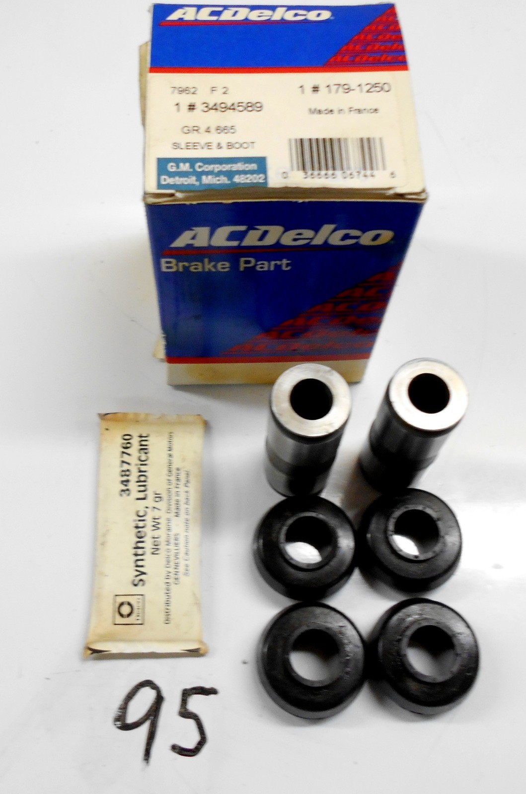 NOS GM Chevrolet 3494589 1791250 Brake Caliper Sleeve Kit eBay