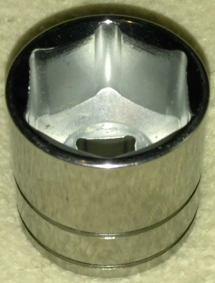  Blue Point owned by snap-on BLPSM3824 24mm Metric Socket 3/8" Drive 6pt  new - Image 2 of 3