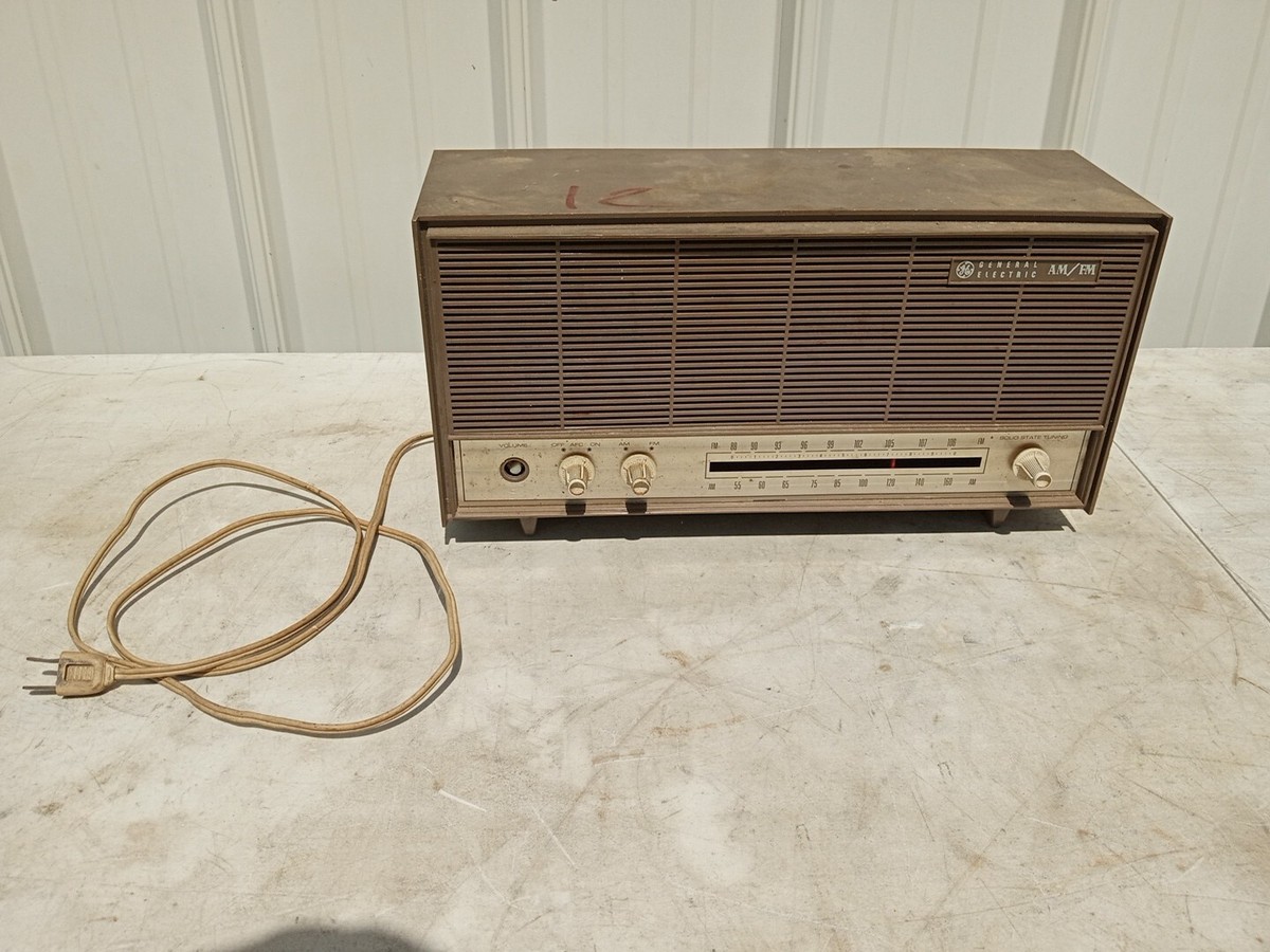 GENEAL ジェネラルエレクトリック アメリカラジオ1960年代ビンテージ GENEAL ジェネラルエレクトリック アメリカラジオ1960年代ビンテージ