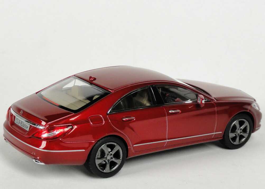1/43 ディーラー特注 M-BENZ CLS サファイアレッド ベンツ 赤 1/43 ディーラー特注 M-BENZ CLS サファイアレッド ベンツ 赤