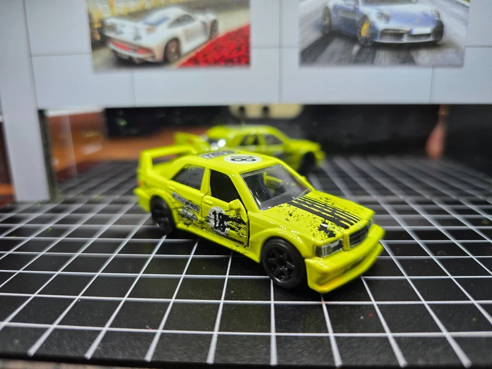 💎 Majorette Mercedes Benz 190E 2.5-16 Evolution II Yellow #1 1:59 - Image 2 of 4