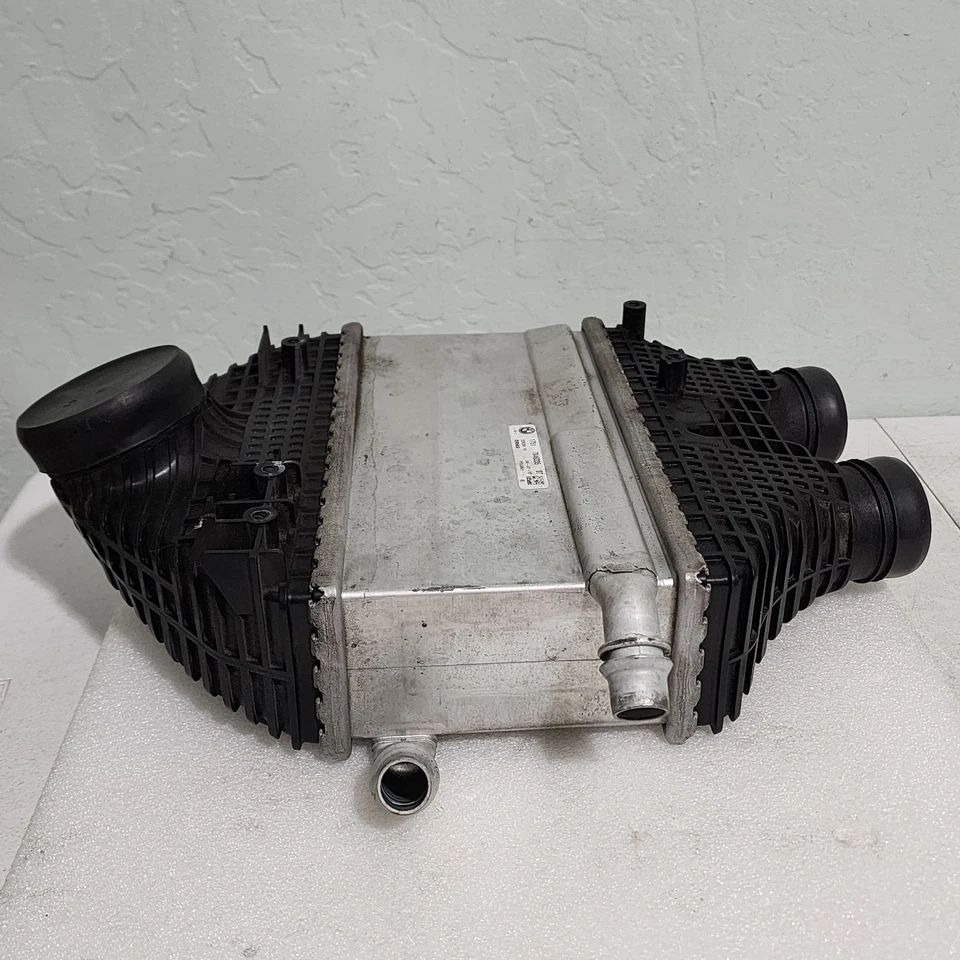 For 2015-2020 BMW F8X M3/M4 Mishimoto Performance Air-to-Water Intercooler Foto 3 de 4