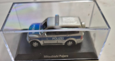 Mitsubishi Pajero als Polizei-Modell (1:87) Sammler Deko Automodelle Rarität