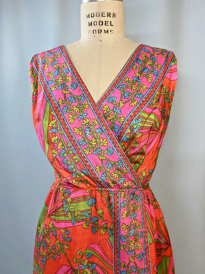 Vestido Vintage TALLA MEDIANA Rosa Rojo Maxi Largo Estampado Psicodélico Años 60 70 Foto 3 de 4