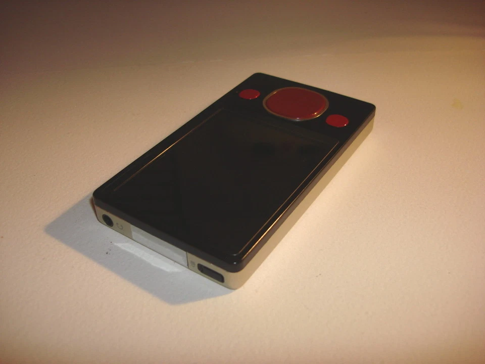 MICROSOFT ZUNE CUStOM NEGRO/ROJO 80GB...BATERÍA NUEVA... Foto 2 de 4