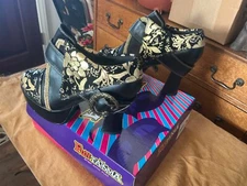 FUNTASMA Black Gold Exotica High Heel Platform  Shoes Size 7M new in box