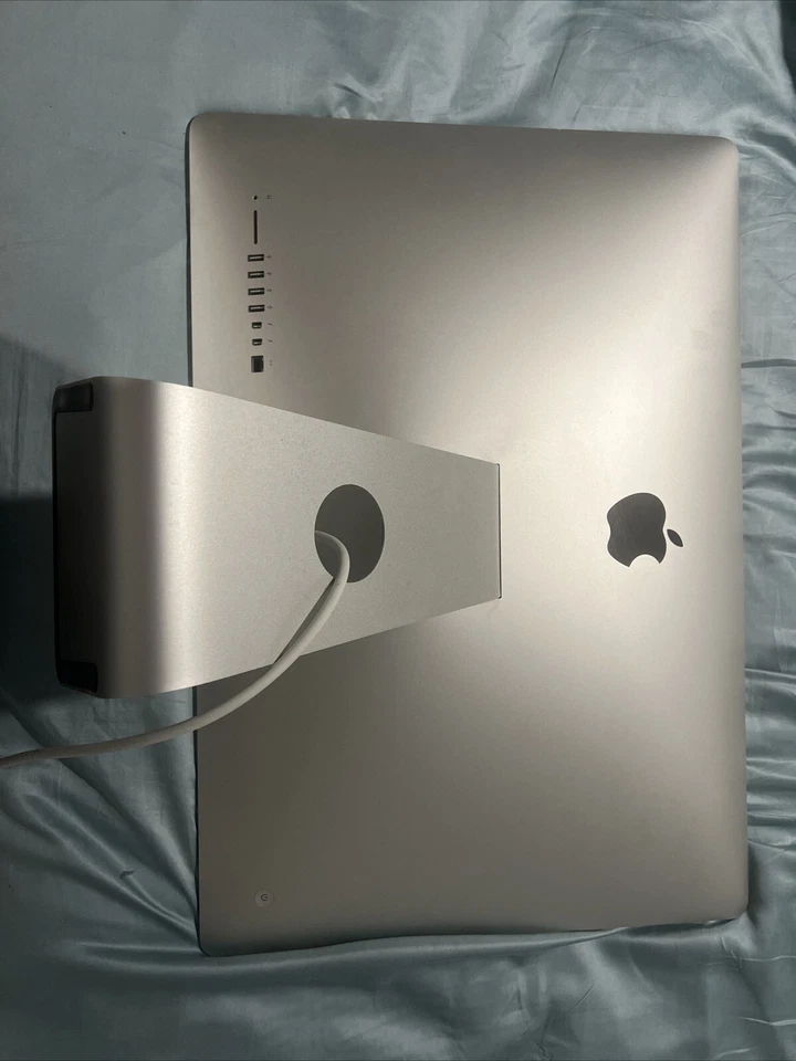 Apple iMac Desktop Computer, 2015 Intel Core, 3.2 GHz 8GB DDR3, 1TB, Mac OS,... - Image 2 of 4