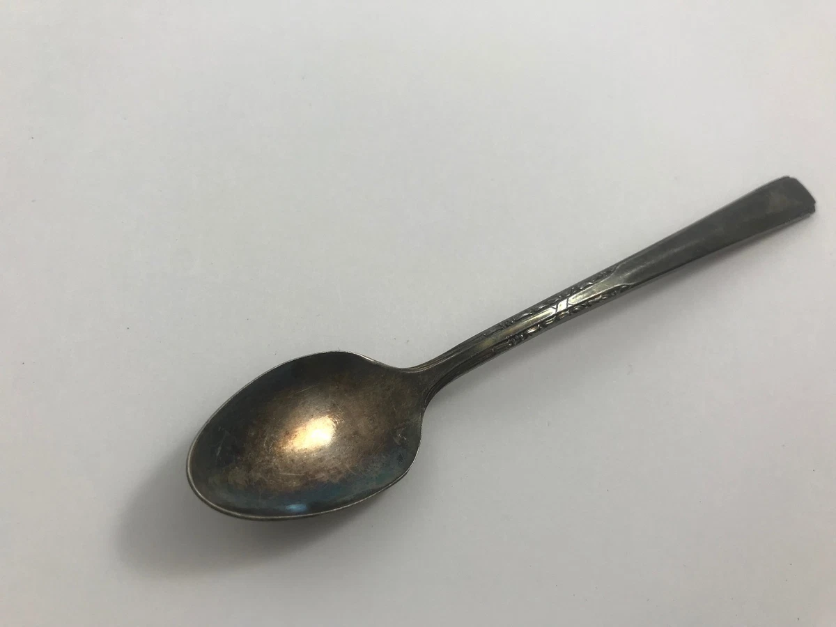 Tudor plate oneida outlet community baby spoon