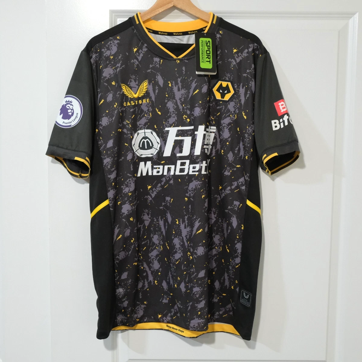 Chapeau Football Hiver Bonnet De Ski Officiel Wolverhampton Wanderers FC – Modèle Fade 2022-23, Neuf Avec étiquette Bonnet Wolverhampton Wanderers Chapeau Football Hiver Bonnet De Ski Officiel Wolverhampton Wanderers FC – Modèle Fade 2022-23, Neuf Avec étiquette Bonnet Wolverhampton Wanderers