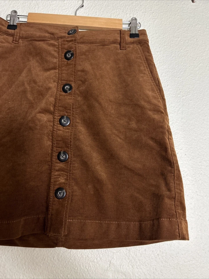 Minifalda Cabi Camel Pana Abotonada Para Mujer 4 Otoño Tweed Preppy 28x19 Foto 3 de 4