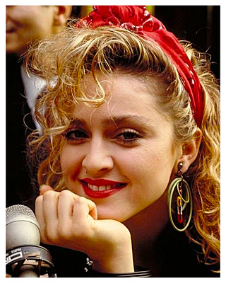 MADONNA - 4''X5''  PHOTOGRAPH
