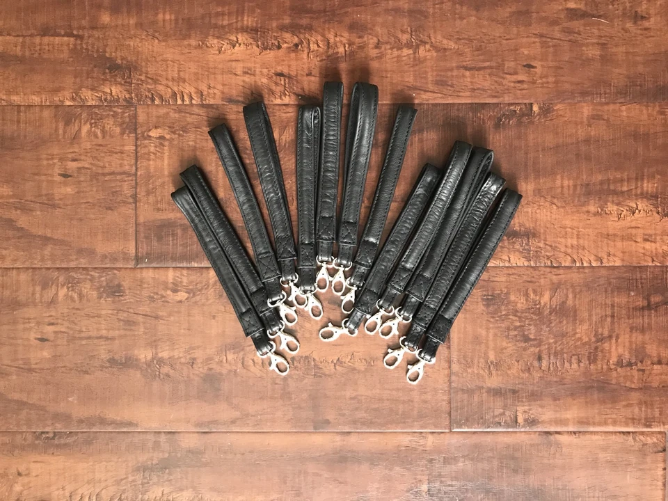 正品黑色皮革腕带钥匙扣包带钥匙包礼物送给他 — 第 3/4 张图片