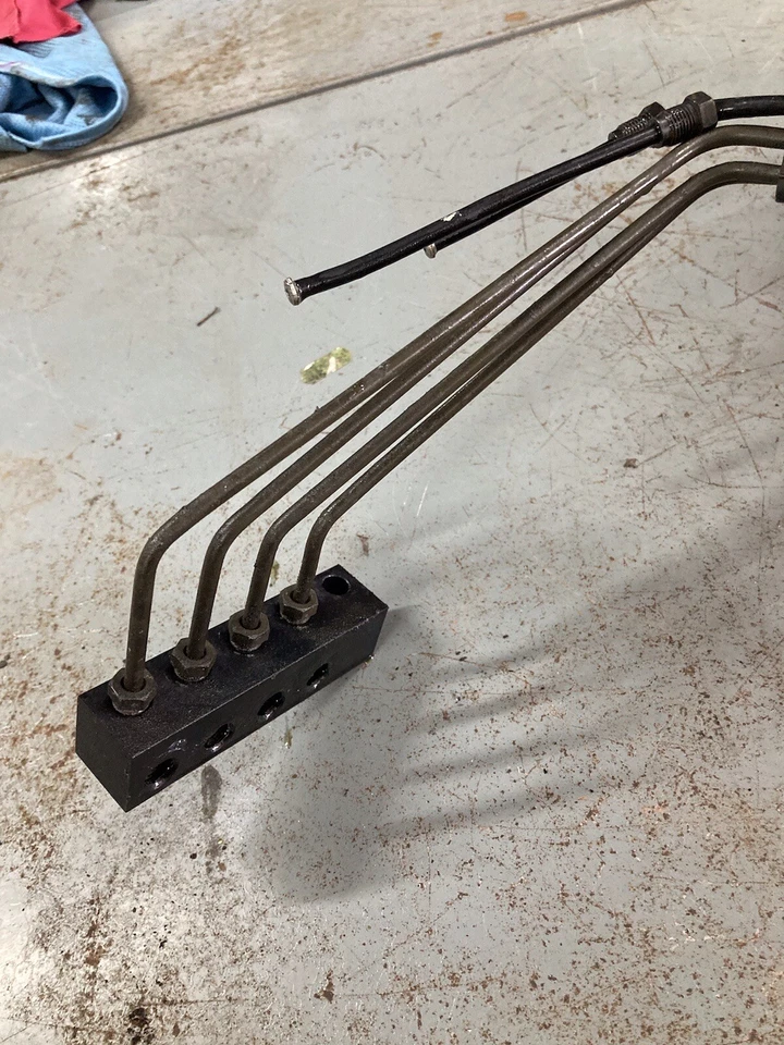 Bloque módulo de control de bomba ABS Volkswagen Transporter T4 703907379A VW - Imagen 2 de 4