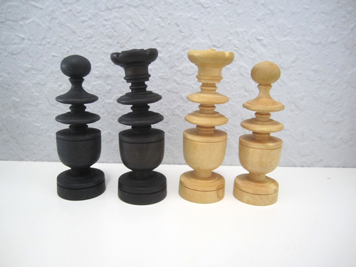 Turned Wood French Regency Style Chess Set 32 Pieces with Box - Picture 4 of 19