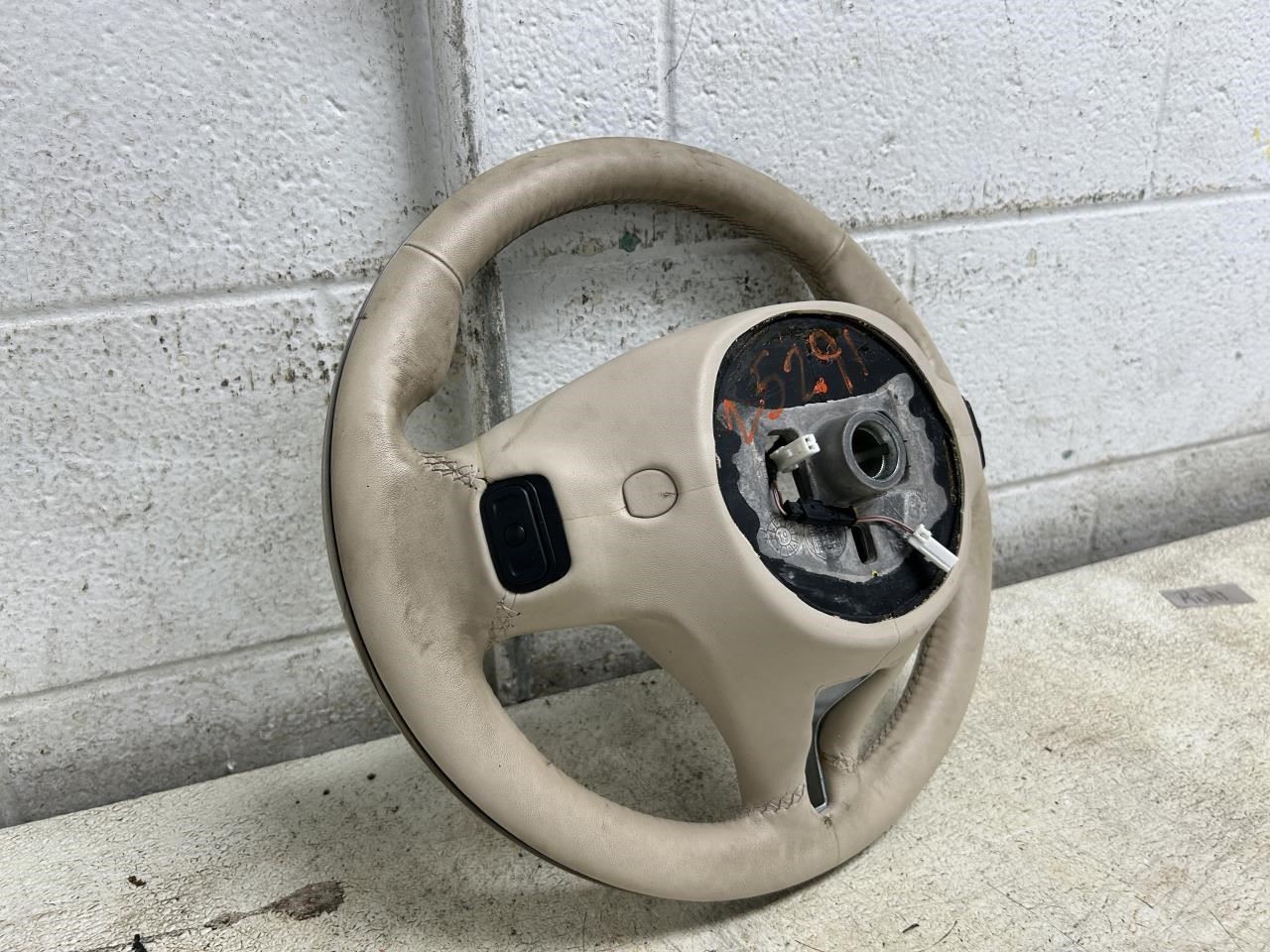 Maserati Levante 2022 Steering wheel Silver