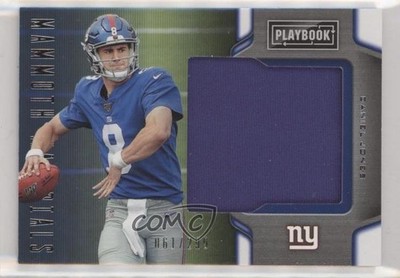2019 Panini Playbook Mammoth Material 61/299 Daniel Jones #MM-4 Rookie RC n0j
