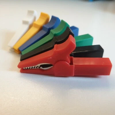 6 Bunte Krokodilklemmen, Abgreifklemmen, Messklemmen, Krokoklemmen 4mm Buchsen