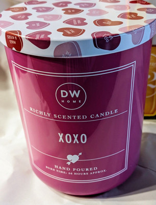 DWHome XOXO Scented Candle Hand Poured Double Wick Valentine's Candy Heart Lid 