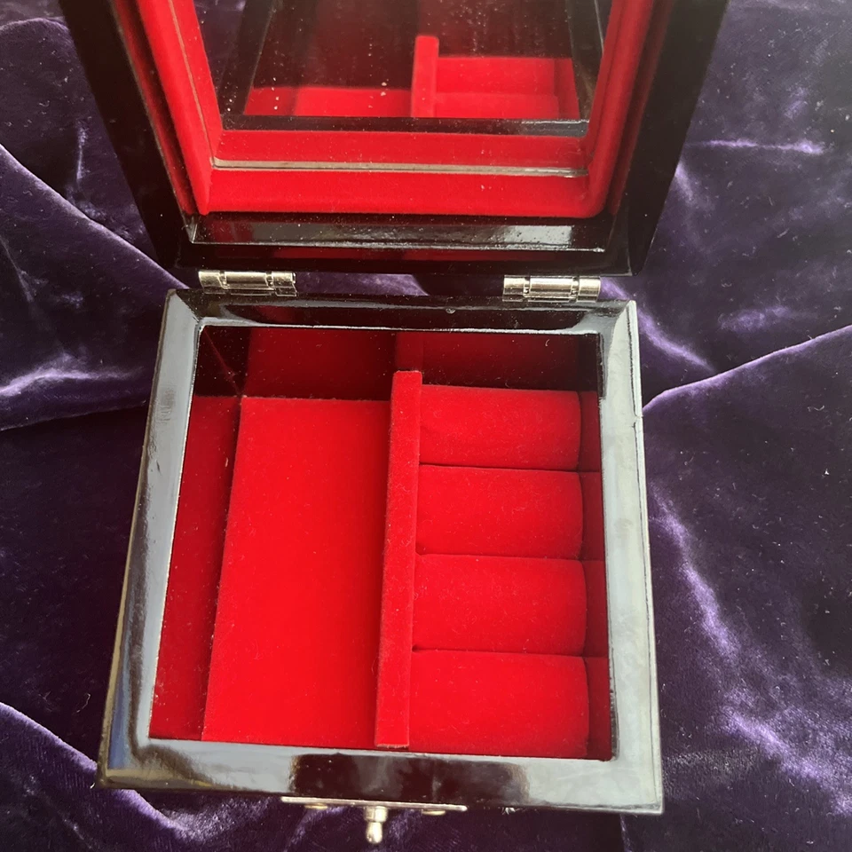 Jewellery Box Paua Shell Storks - Image 2 of 4