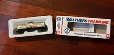 Walthers HO Scale GATX Bakers Chocolate AAR Tank Car NOS 931-1615