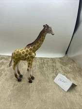 Giraffe Wildlife Realistic Plastic Toy Figurine 9½" tall - 7" wide